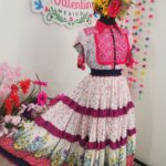 Falda y blusa bordado chenteño, talla G