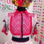 Falda y blusa bordado chenteño, talla G